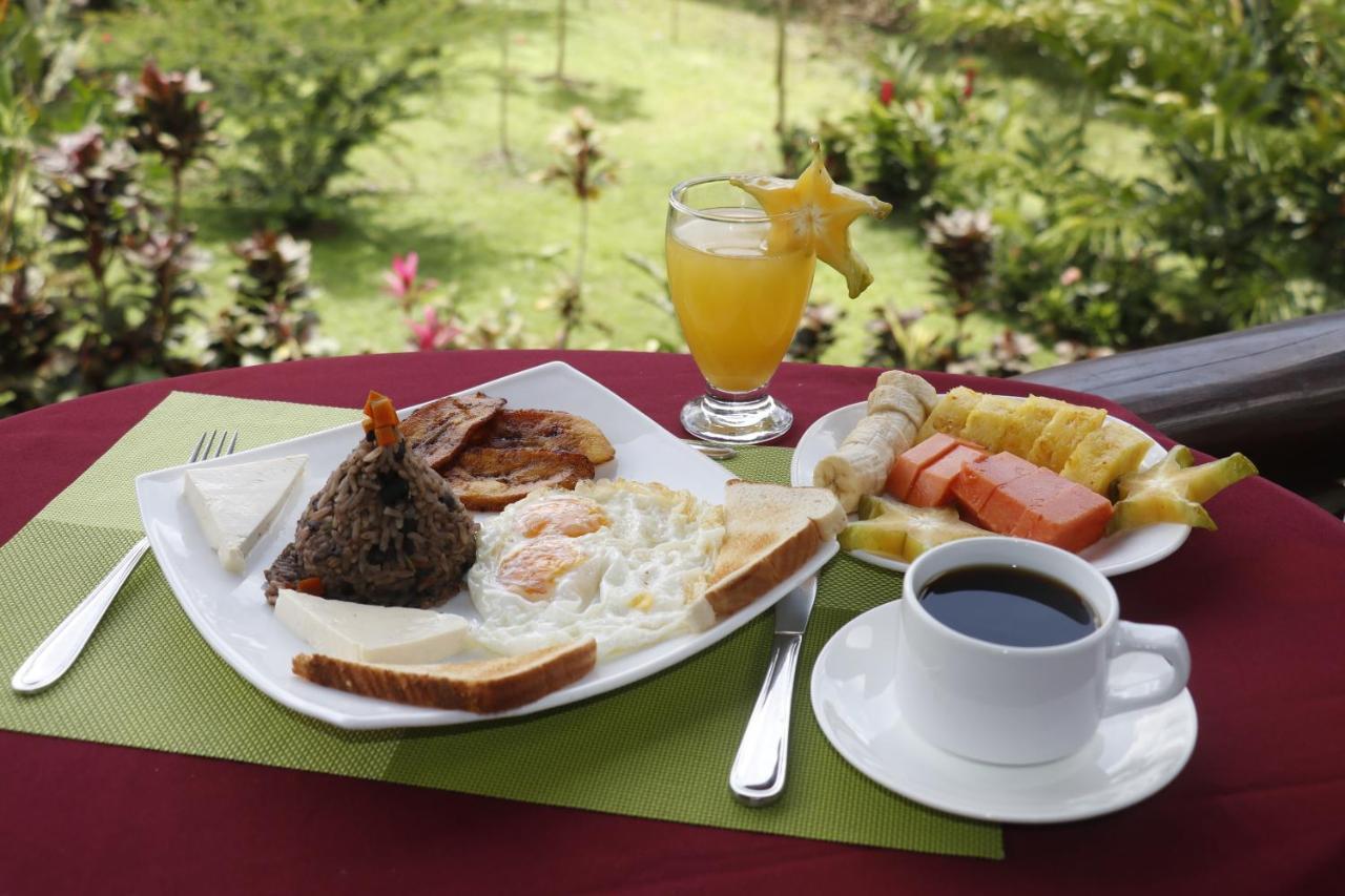La Fortuna Hotel Rancho Cerro Azul מראה חיצוני תמונה